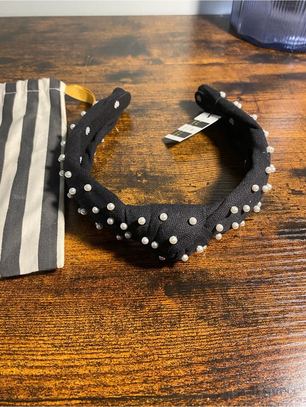 NWT Lele Sadoughi Pearl Top Knot Headband